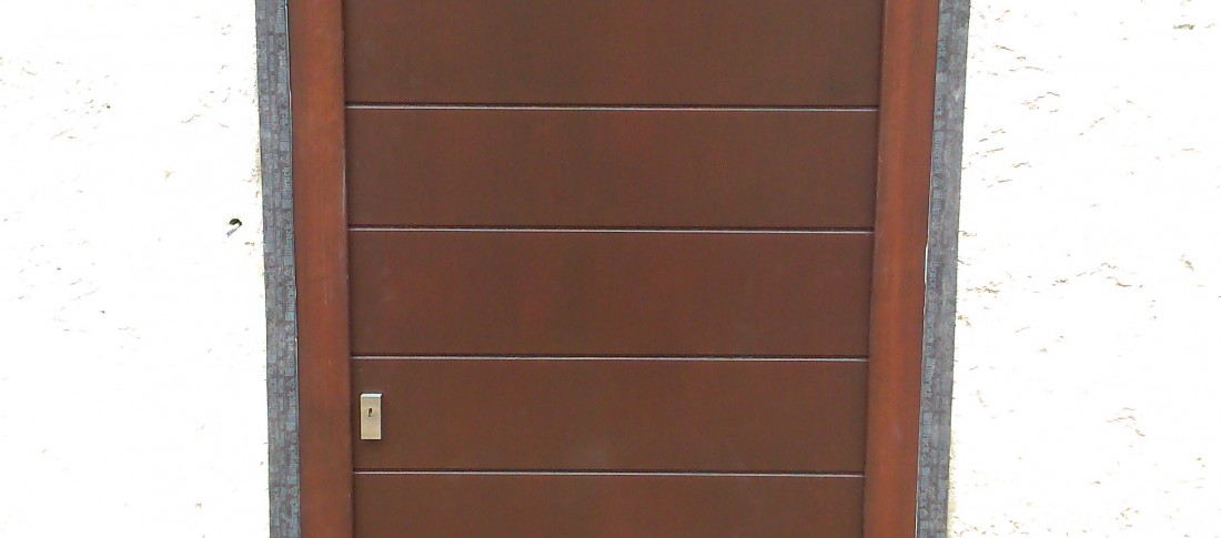 Vchodové dvere panelové bezfalcové