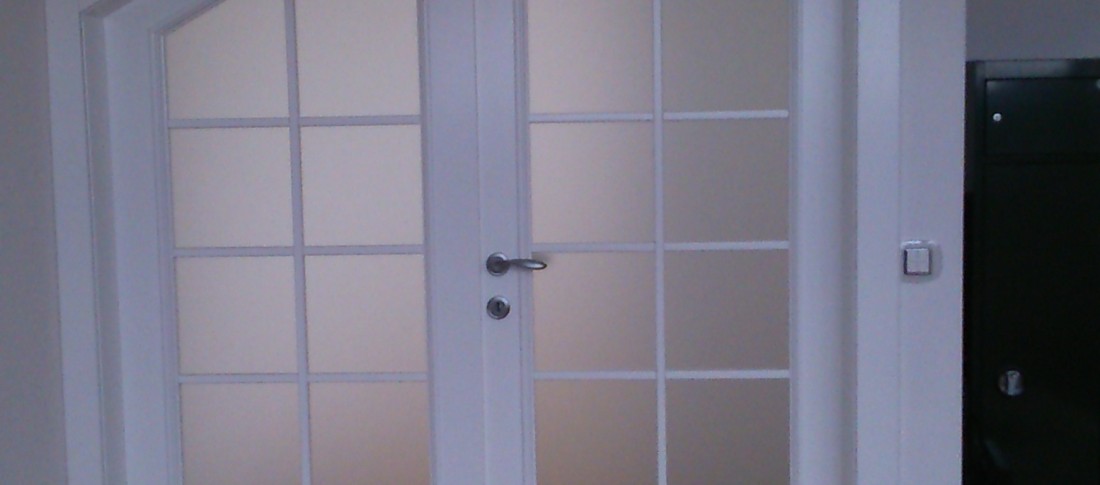 Interiérové dvere smrekový masív – atypické